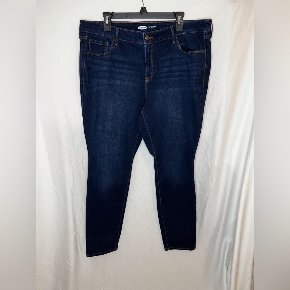Old navy.  Pop icon skinny mid-rise jeans. Size 18